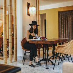 Melody Hotel - an Atlas Boutique Hotel Израиль, Тель-Авив - отзывы, цены и фото номеров - забронировать отель Melody Hotel - an Atlas Boutique Hotel онлайн интерьер отеля