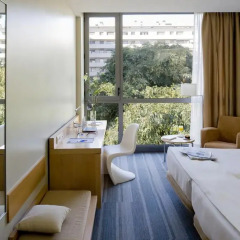 Отель Occidental Atenea Mar - Adults Only 4* Улучшенный номер с различными типами кроватей фото 12