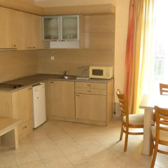 Отель Aparthotel Kamelia Garden - Official Rental Солнечный берег в номере фото 2