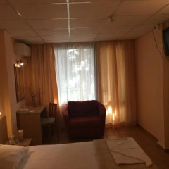 Park Hotel Briz - Free Parking 3* Стандартный номер с различными типами кроватей фото 5