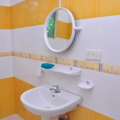 Отель sakurahana guest house Шри-Ланка, Берувела - отзывы, цены и фото номеров - забронировать отель sakurahana guest house онлайн ванная фото 2