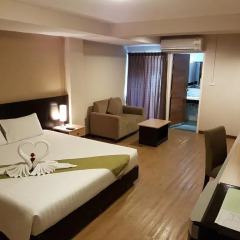Отель Golden Jade Suvarnabhumi 3* Улучшенный номер двуспальная кровать