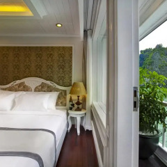 Отель Signature Halong Cruise 4* Полулюкс с различными типами кроватей фото 5