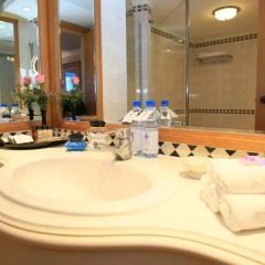 Hanoi Daewoo Hotel 5* Номер Делюкс с различными типами кроватей фото 3