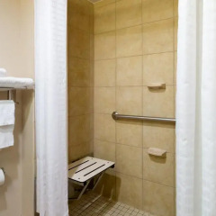 Отель Candlewood Suites NYC -Times Square США, Нью-Йорк - отзывы, цены и фото номеров - забронировать отель Candlewood Suites NYC -Times Square онлайн ванная