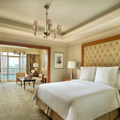 Four Seasons Hotel Cairo at Nile Plaza 5* Номер Премьер с двуспальной кроватью фото 2