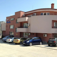 Hotel Diveda парковка