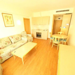 Отель Menada Oasis Resort Apartments Болгария, Солнечный берег - отзывы, цены и фото номеров - забронировать отель Menada Oasis Resort Apartments онлайн комната для гостей