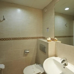 Hotel Abat Cisneros ванная фото 2