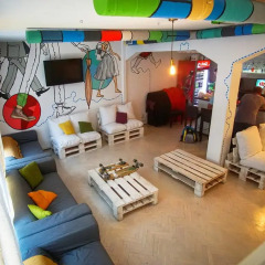 Whole Wide World Hostel детские мероприятия