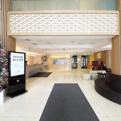 Centermark Hotel парковка
