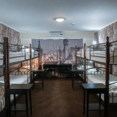 Hostel Green House Tyumen Кровать в общем номере с двухъярусной кроватью фото 11