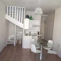 Отель F2 duplex Nice в номере