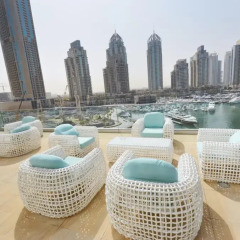 Отель Key One Homes - Cayan Tower бассейн