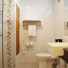 Отель Lanta Casuarina Beach Resort 3* Стандартный семейный номер с двуспальной кроватью фото 3