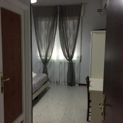 Отель B&B Napoli Stazione 3* Стандартный номер с двуспальной кроватью