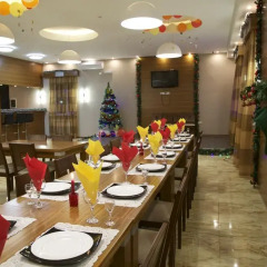 Гостиница La Casa Hotel Казахстан, Атырау - отзывы, цены и фото номеров - забронировать гостиницу La Casa Hotel онлайн питание