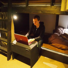 Fukuoka Hana Hostel Кровать в общем номере