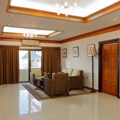 Inn House Hotel 3* Люкс с различными типами кроватей