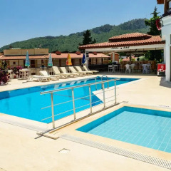 Naturella Hotel & Apart спортивное сооружение