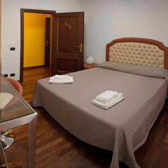 Отель B&B La Fiera 3* Стандартный номер с двуспальной кроватью фото 5