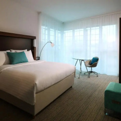 Отель Courtyard by Marriott Cologne Кёльн комната для гостей фото 4