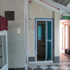 MKS Backpackers Hostel - Cuff Road Кровать в мужском общем номере с двухъярусной кроватью фото 9