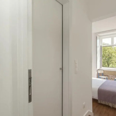 Отель Lisbon Old Town Guest House сейф в номере