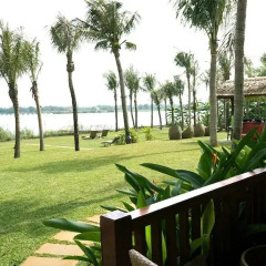 Отель Vinh Hung Emerald Resort 3* Номер Делюкс с различными типами кроватей фото 5