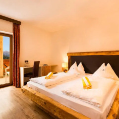 Hotel Schneeberg Family Resort & SPA 4* Улучшенный номер с различными типами кроватей фото 3