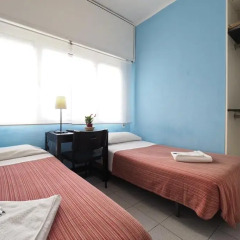 Отель Hostal Elkano Стандартный номер фото 7