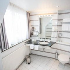 Отель Holiday Inn Vienna City 4* Стандартный номер с различными типами кроватей фото 8