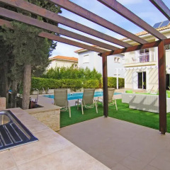 Отель Villa Erinna
