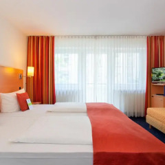 Favored Hotel Plaza 3* Стандартный номер с двуспальной кроватью фото 6