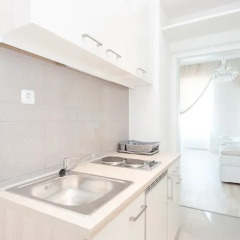 Апартаменты Royal Resort Apartments Westbahnhof Vienna 3* Номер Делюкс фото 8