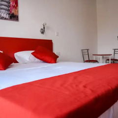Отель Reno's Guest House Номер Делюкс