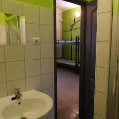 Island Hostel Adults only Кровать в общем номере фото 27