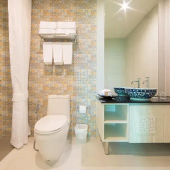 O'nya Phuket Hotel 3* Номер Делюкс с двуспальной кроватью фото 16