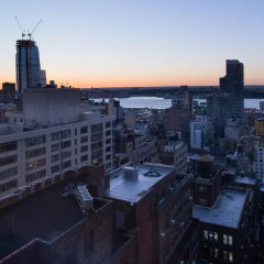 Отель Holiday Inn New York City - Times Square США, Нью-Йорк - отзывы, цены и фото номеров - забронировать отель Holiday Inn New York City - Times Square онлайн балкон