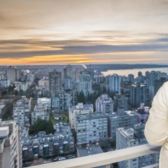 Отель Blue Horizon Hotel Канада, Ванкувер - отзывы, цены и фото номеров - забронировать отель Blue Horizon Hotel онлайн балкон