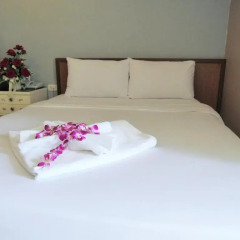 Отель JL Bangkok 3* Улучшенный номер с различными типами кроватей фото 5