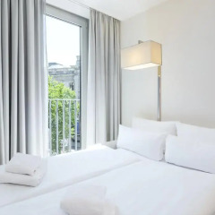 Отель NH Collection Berlin Mitte Am Checkpoint Charlie 4* Стандартный номер с разными типами кроватей фото 10