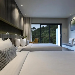 Hotel IKON Phuket 4* Улучшенный номер двуспальная кровать фото 5