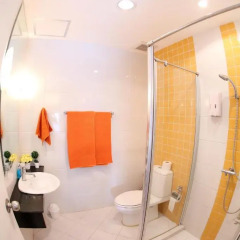 Апартаменты Central Bangkok 2+1 Bedroom Apartment on Soi 18 Бангкок ванная фото 2