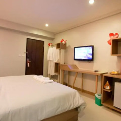 SF Biz Hotel 3* Номер Делюкс с различными типами кроватей