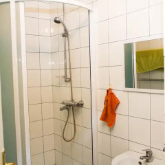Отель ORAS hostel Литва, Вильнюс - 9 отзывов об отеле, цены и фото номеров - забронировать отель ORAS hostel онлайн ванная