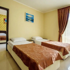 Гостиница Guest House Golden Kids Номер Делюкс с различными типами кроватей фото 13
