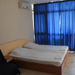 Отель Elit 3 Holiday Apartments Болгария, Солнечный берег - отзывы, цены и фото номеров - забронировать отель Elit 3 Holiday Apartments онлайн сейф в номере
