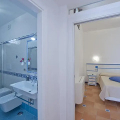 Отель Le Anfore 2 - Amalfi Coast Конка деи Марини комната для гостей фото 5