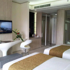The Pattaya Discovery Beach Hotel Pattaya 4* Улучшенный номер с двуспальной кроватью фото 3